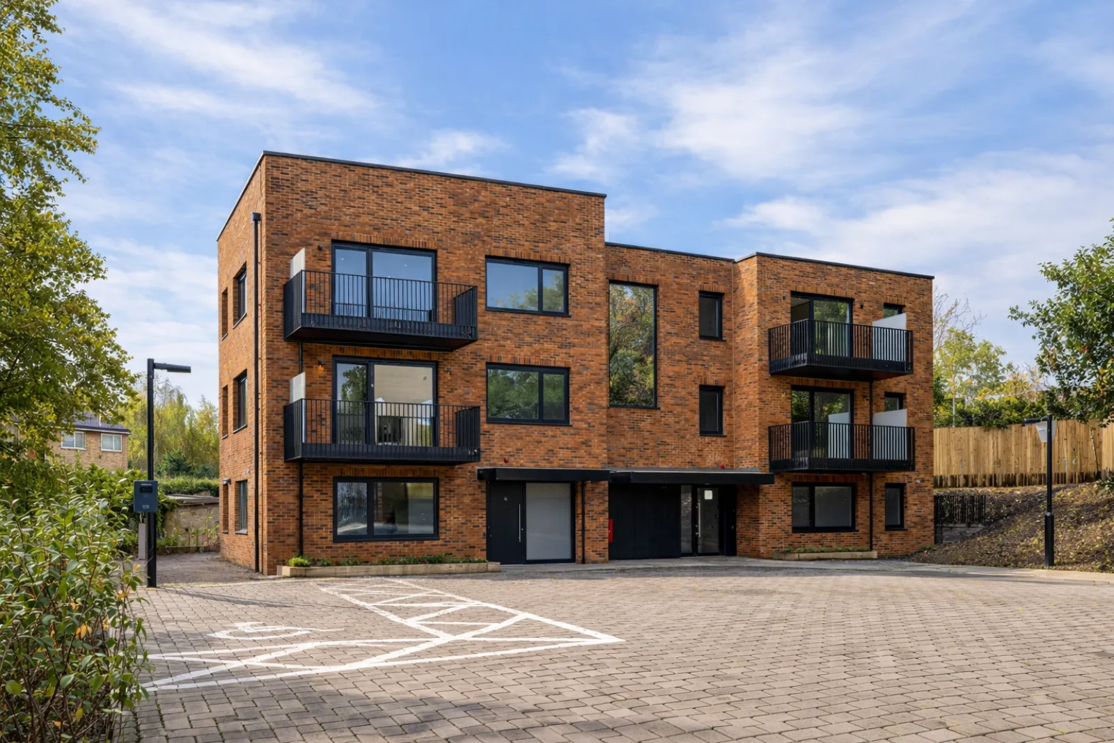 Holm Wimbledon Park II — image 2